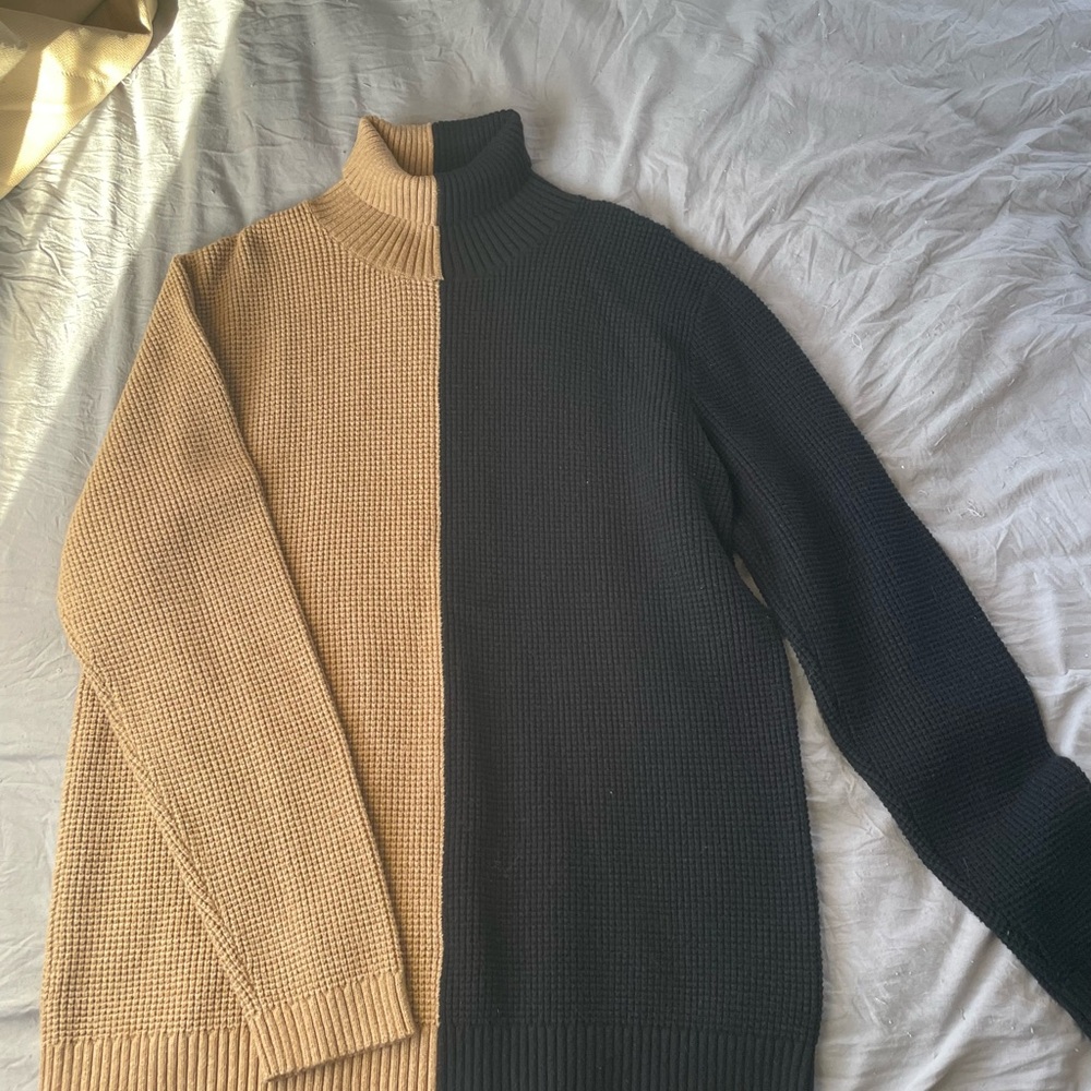 Oversized turtleneck sweater